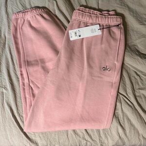 Alo Accolade Ballet Pink Sweatpants